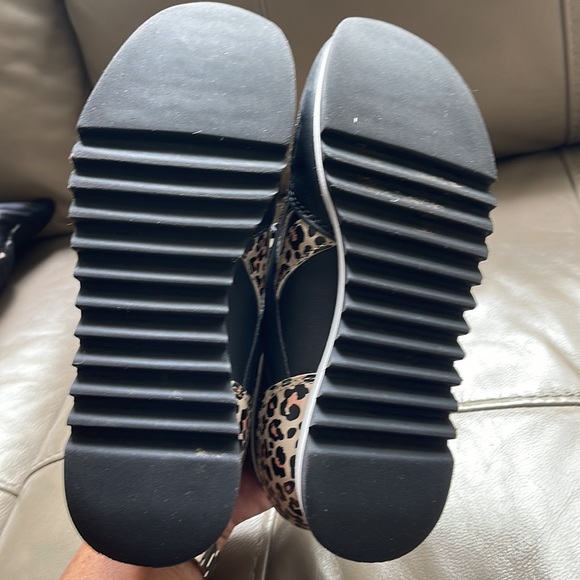 🖤Reebok Black and Leopard Girls 1.5 Trainers worn 1x🖤 - Picture 6 of 7